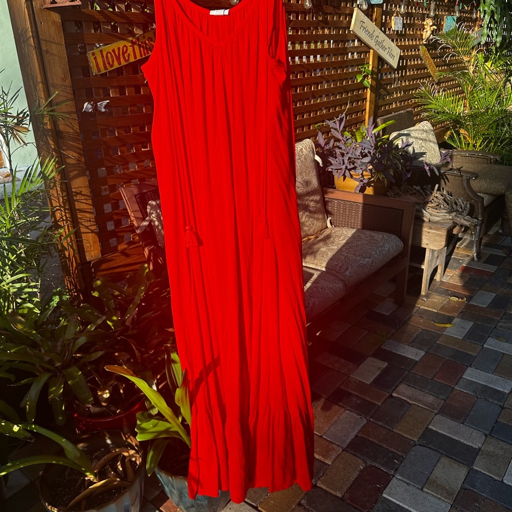 Ava & Viv Vibrant Red Maxi Dress - Picture 10 of 12